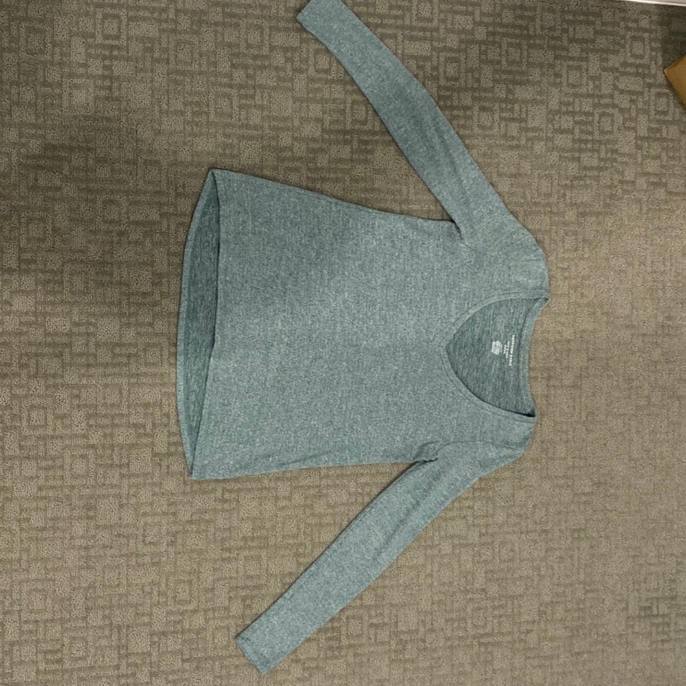 American Eagle size small soft long sleeve